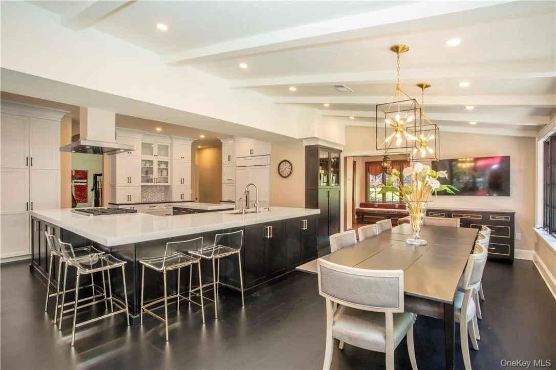 451 Beechmont Drive, New Rochelle, NY, 7 Bedrooms Bedrooms, 13 Rooms Rooms,5 BathroomsBathrooms,Residential Lease,Idx,Beechmont,0,923167 451 Beechmont Drive, New Rochelle, NY, 7 Bedrooms Bedrooms, 13 Rooms Rooms,5 BathroomsBathrooms,Residential Lease,Idx,Beechmont,0,923167