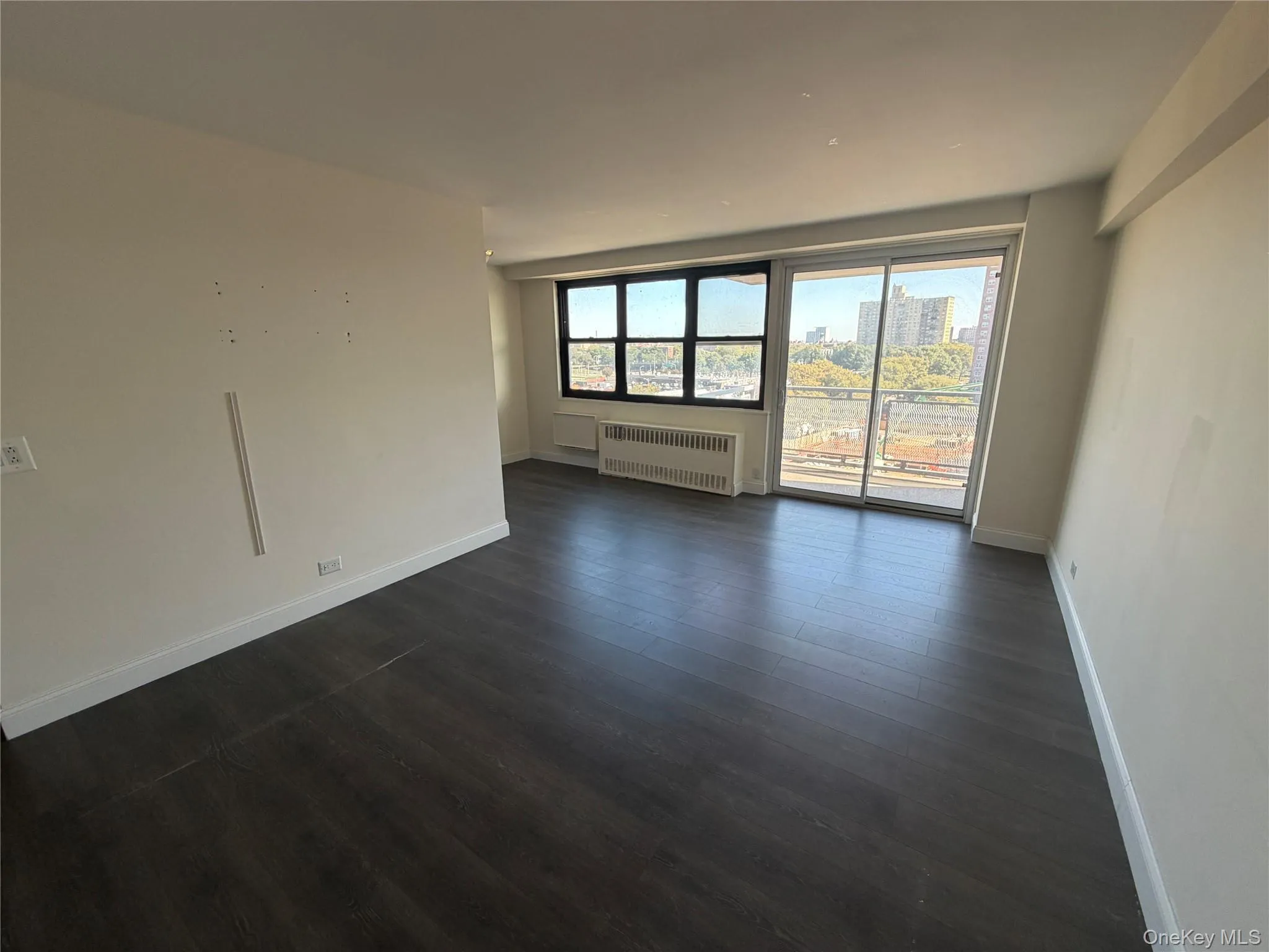 880 Boynton Avenue, New York, NY, 1 Bedroom Bedrooms, 4 Rooms Rooms,1 BathroomBathrooms,Residential,For Rent,Boynton,0,923183 880 Boynton Avenue, New York, NY, 1 Bedroom Bedrooms, 4 Rooms Rooms,1 BathroomBathrooms,Residential,For Rent,Boynton,0,923183