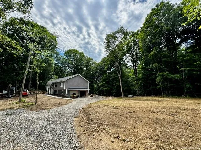 4 Webster Place, Patterson, NY, 3 Bedrooms Bedrooms, 8 Rooms Rooms,3 BathroomsBathrooms,Residential,For Rent,Webster,0,923220 4 Webster Place, Patterson, NY, 3 Bedrooms Bedrooms, 8 Rooms Rooms,3 BathroomsBathrooms,Residential,For Rent,Webster,0,923220