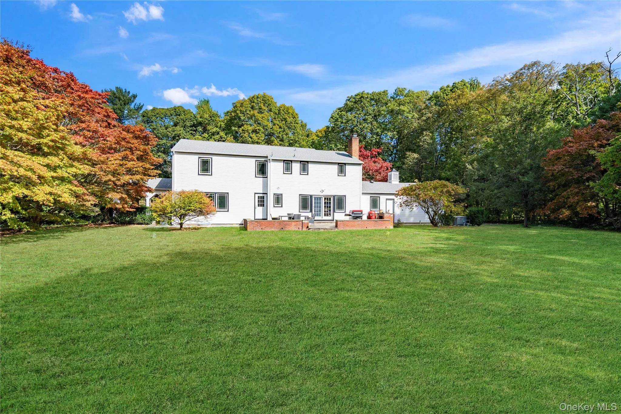 Fully renovated home blending timeless elegance with modern luxury Fully renovated home blending timeless elegance with modern luxury