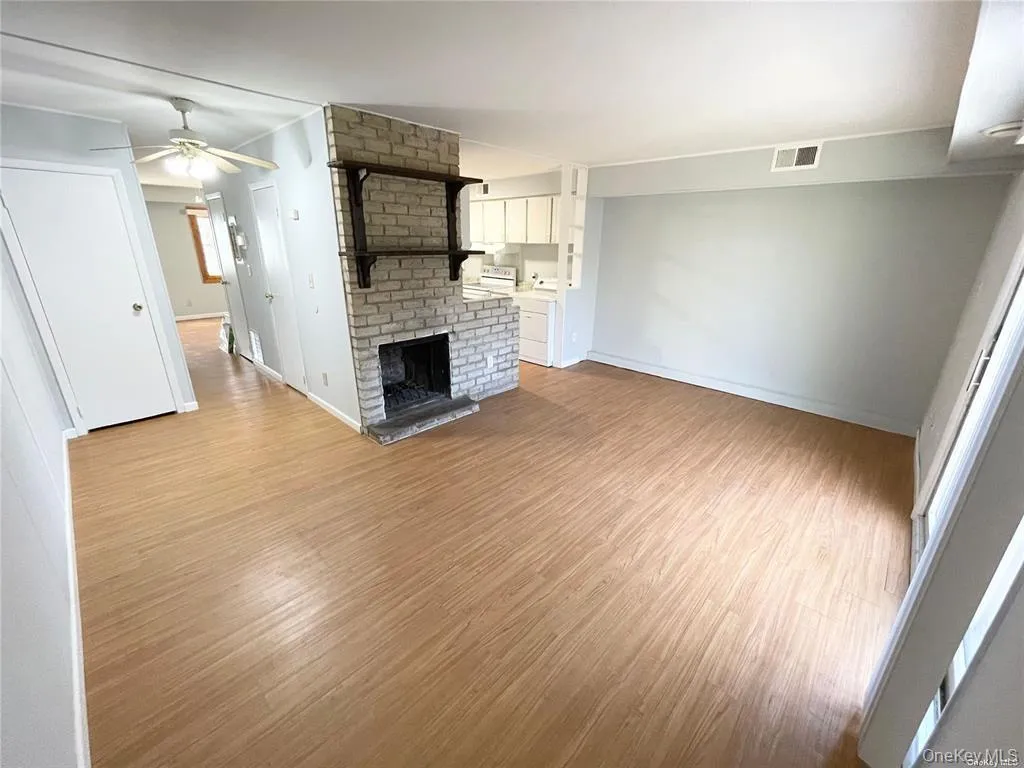 34 Wooded Way, Brookhaven, NY, 3 Bedrooms Bedrooms, 6 Rooms Rooms,1 BathroomBathrooms,Residential Lease,Idx,Wooded,0,923363 34 Wooded Way, Brookhaven, NY, 3 Bedrooms Bedrooms, 6 Rooms Rooms,1 BathroomBathrooms,Residential Lease,Idx,Wooded,0,923363