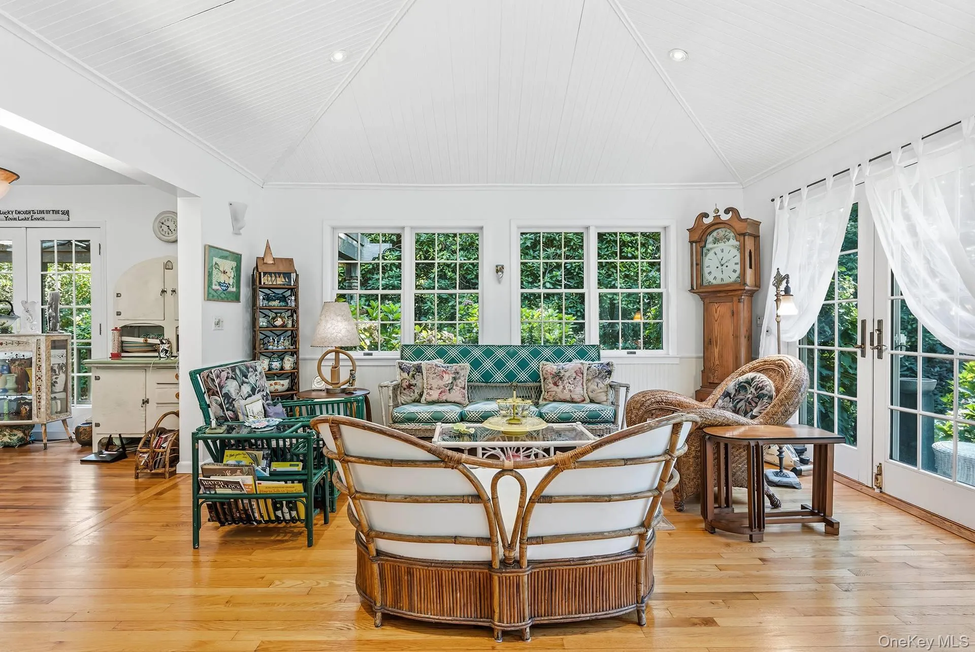 50 Barnes Hole Road, East Hampton, NY, 3 Bedrooms Bedrooms, 8 Rooms Rooms,2 BathroomsBathrooms,Residential,For Rent,Barnes Hole,0,923384 50 Barnes Hole Road, East Hampton, NY, 3 Bedrooms Bedrooms, 8 Rooms Rooms,2 BathroomsBathrooms,Residential,For Rent,Barnes Hole,0,923384
