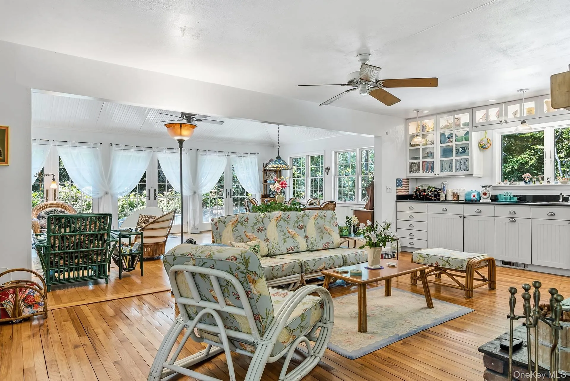 50 Barnes Hole Road, East Hampton, NY, 3 Bedrooms Bedrooms, 8 Rooms Rooms,2 BathroomsBathrooms,Residential,For Rent,Barnes Hole,0,923384 50 Barnes Hole Road, East Hampton, NY, 3 Bedrooms Bedrooms, 8 Rooms Rooms,2 BathroomsBathrooms,Residential,For Rent,Barnes Hole,0,923384