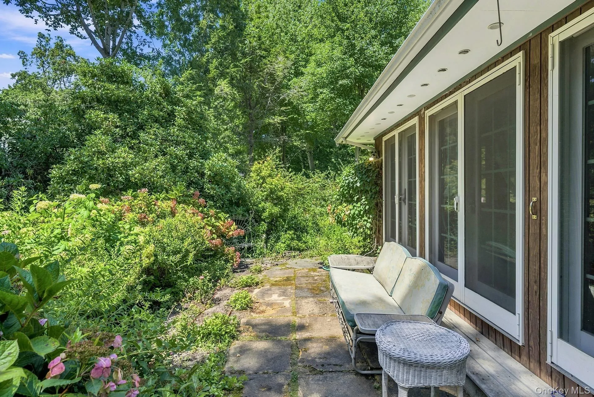 50 Barnes Hole Road, East Hampton, NY, 3 Bedrooms Bedrooms, 8 Rooms Rooms,2 BathroomsBathrooms,Residential,For Rent,Barnes Hole,0,923384 50 Barnes Hole Road, East Hampton, NY, 3 Bedrooms Bedrooms, 8 Rooms Rooms,2 BathroomsBathrooms,Residential,For Rent,Barnes Hole,0,923384