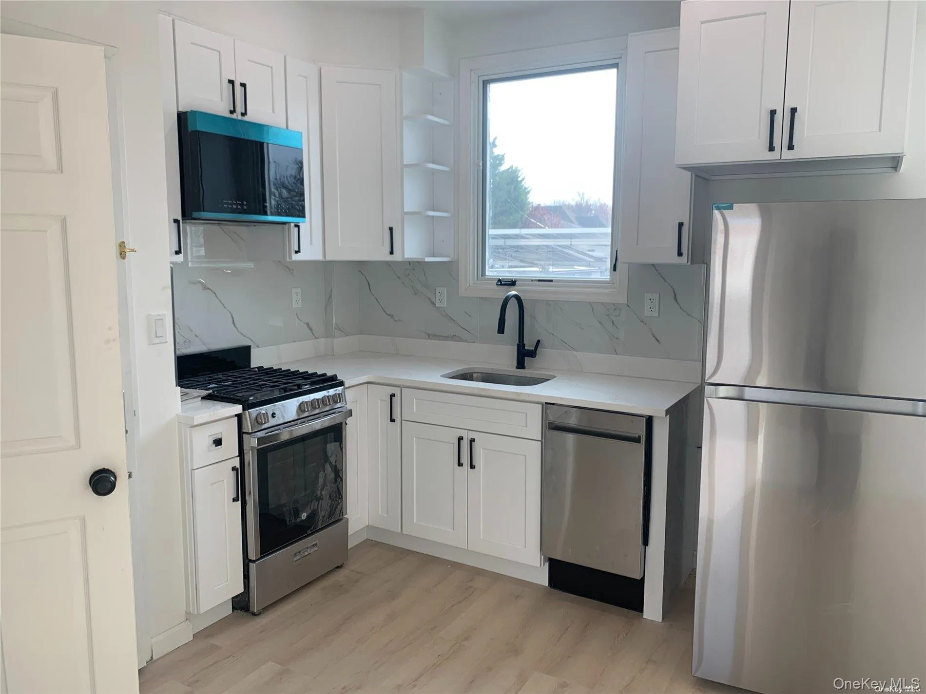 258-10 2nd Floor Hillside Avenue, New York, NY, 1 Bedroom Bedrooms, 4 Rooms Rooms,1 BathroomBathrooms,Residential Lease,Idx,Hillside,0,923388 258-10 2nd Floor Hillside Avenue, New York, NY, 1 Bedroom Bedrooms, 4 Rooms Rooms,1 BathroomBathrooms,Residential Lease,Idx,Hillside,0,923388
