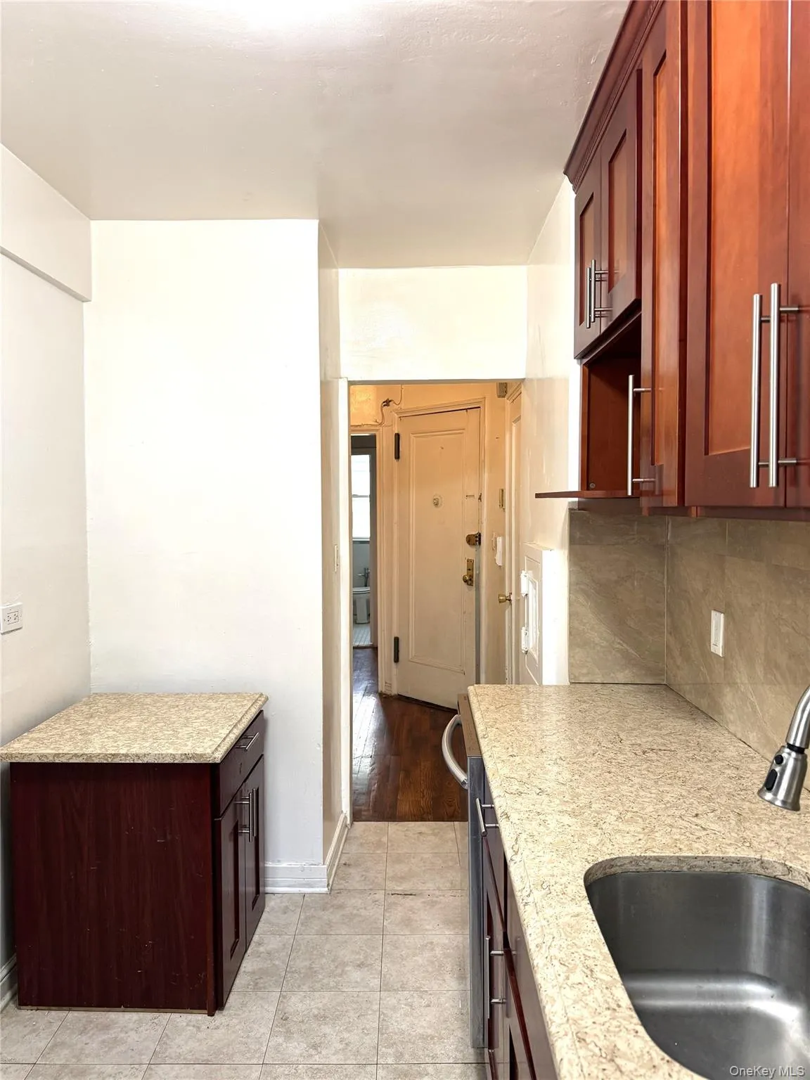 141-17 78 Rd, New York, NY, 1 Bedroom Bedrooms, 4 Rooms Rooms,1 BathroomBathrooms,Residential,For Rent,78 Rd,0,923494 141-17 78 Rd, New York, NY, 1 Bedroom Bedrooms, 4 Rooms Rooms,1 BathroomBathrooms,Residential,For Rent,78 Rd,0,923494