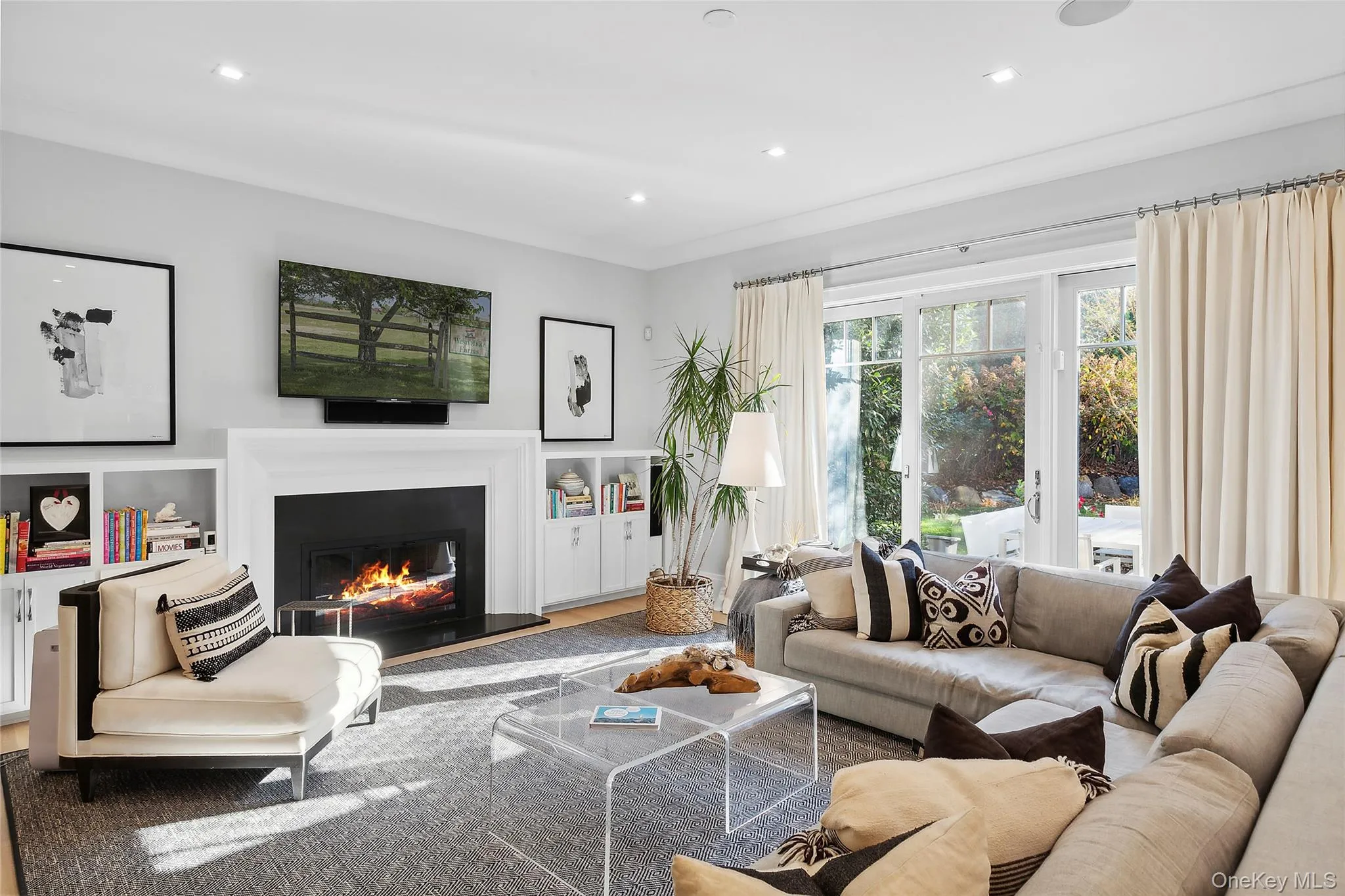 51 Brandywine Drive, East Hampton, NY, 6 Bedrooms Bedrooms, 10 Rooms Rooms,6 BathroomsBathrooms,Residential Lease,Idx,Brandywine,0,923620 51 Brandywine Drive, East Hampton, NY, 6 Bedrooms Bedrooms, 10 Rooms Rooms,6 BathroomsBathrooms,Residential Lease,Idx,Brandywine,0,923620