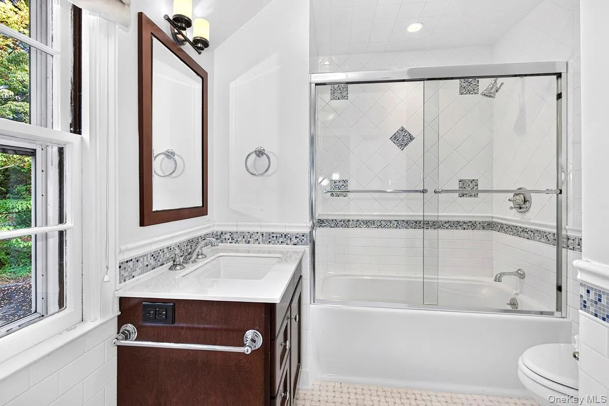 18 Ivy Hill Road, New Castle, NY, 6 Bedrooms Bedrooms, 11 Rooms Rooms,4 BathroomsBathrooms,Residential,For Rent,Ivy Hill,0,923774 18 Ivy Hill Road, New Castle, NY, 6 Bedrooms Bedrooms, 11 Rooms Rooms,4 BathroomsBathrooms,Residential,For Rent,Ivy Hill,0,923774
