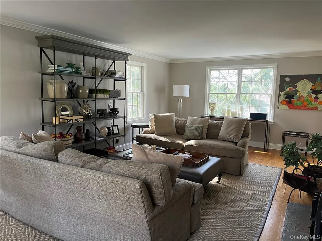 49 Commodore Road, New Castle, NY, 4 Bedrooms Bedrooms, 9 Rooms Rooms,3 BathroomsBathrooms,Residential Lease,Idx,Commodore,0,923865 49 Commodore Road, New Castle, NY, 4 Bedrooms Bedrooms, 9 Rooms Rooms,3 BathroomsBathrooms,Residential Lease,Idx,Commodore,0,923865