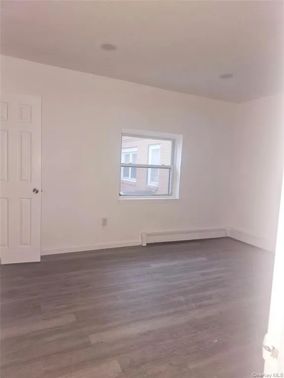 1471 Straight Path, Babylon, NY, 2 Bedroom Bedrooms, 5 Room Rooms,1 BathroomBathrooms,Residential Lease,For Rent,Straight,0,924007 1471 Straight Path, Babylon, NY, 2 Bedroom Bedrooms, 5 Room Rooms,1 BathroomBathrooms,Residential Lease,For Rent,Straight,0,924007