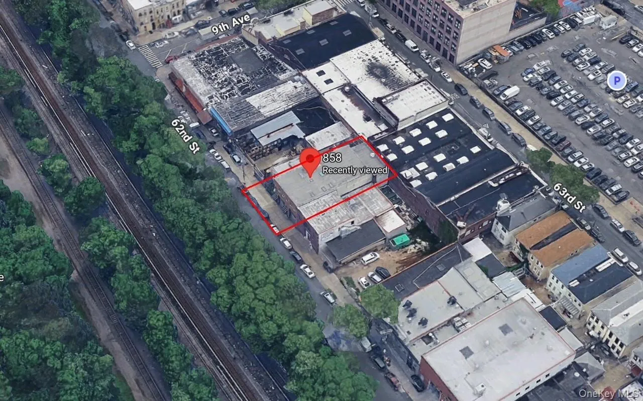 Aerial overview of property's location featuring property parcel outlined Aerial overview of property's location featuring property parcel outlined