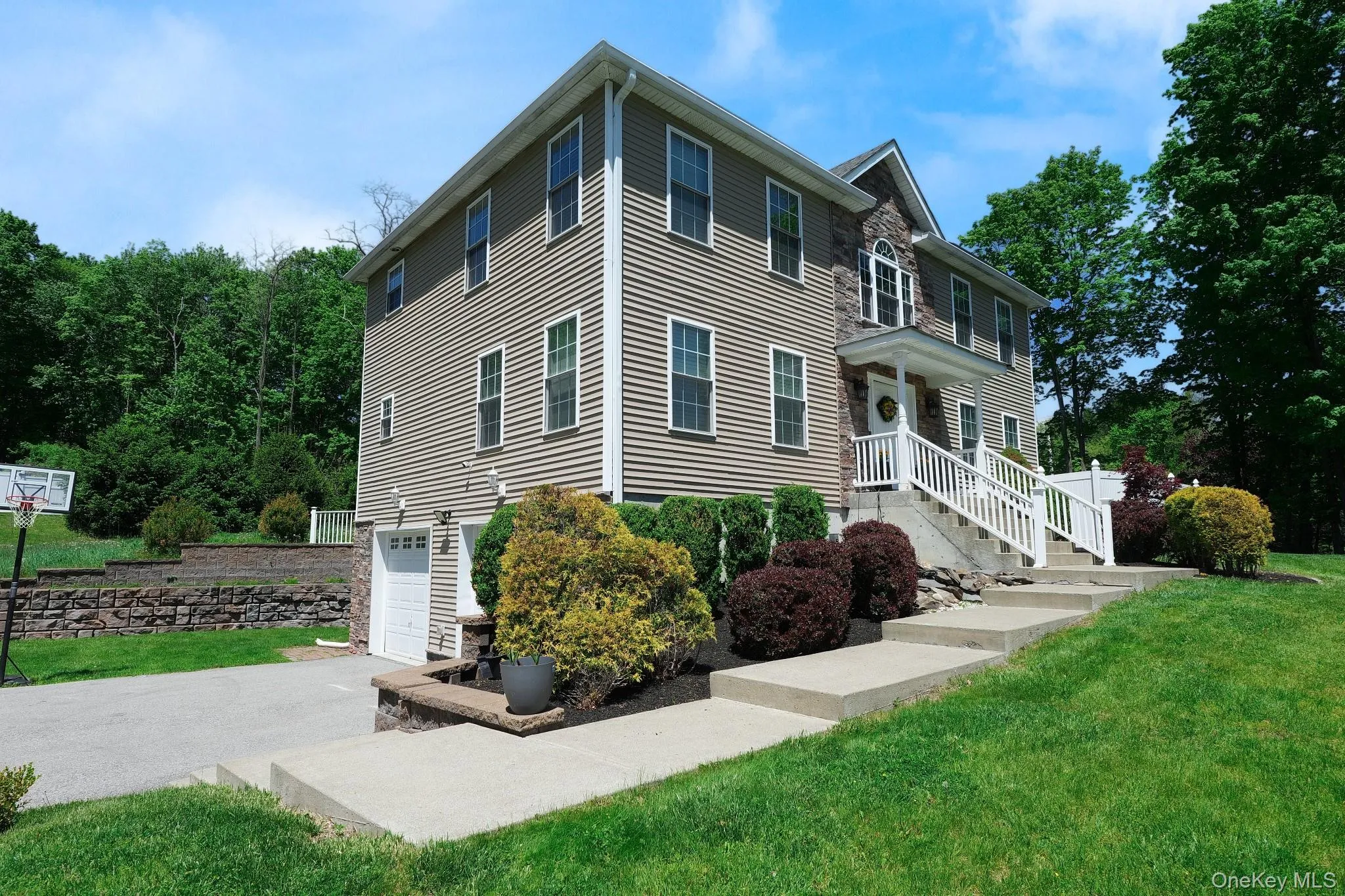 94 Robinson Lane, Wappinger, NY, 4 Bedrooms Bedrooms, 7 Rooms Rooms,2 BathroomsBathrooms,Residential,For Rent,Robinson,0,924121 94 Robinson Lane, Wappinger, NY, 4 Bedrooms Bedrooms, 7 Rooms Rooms,2 BathroomsBathrooms,Residential,For Rent,Robinson,0,924121