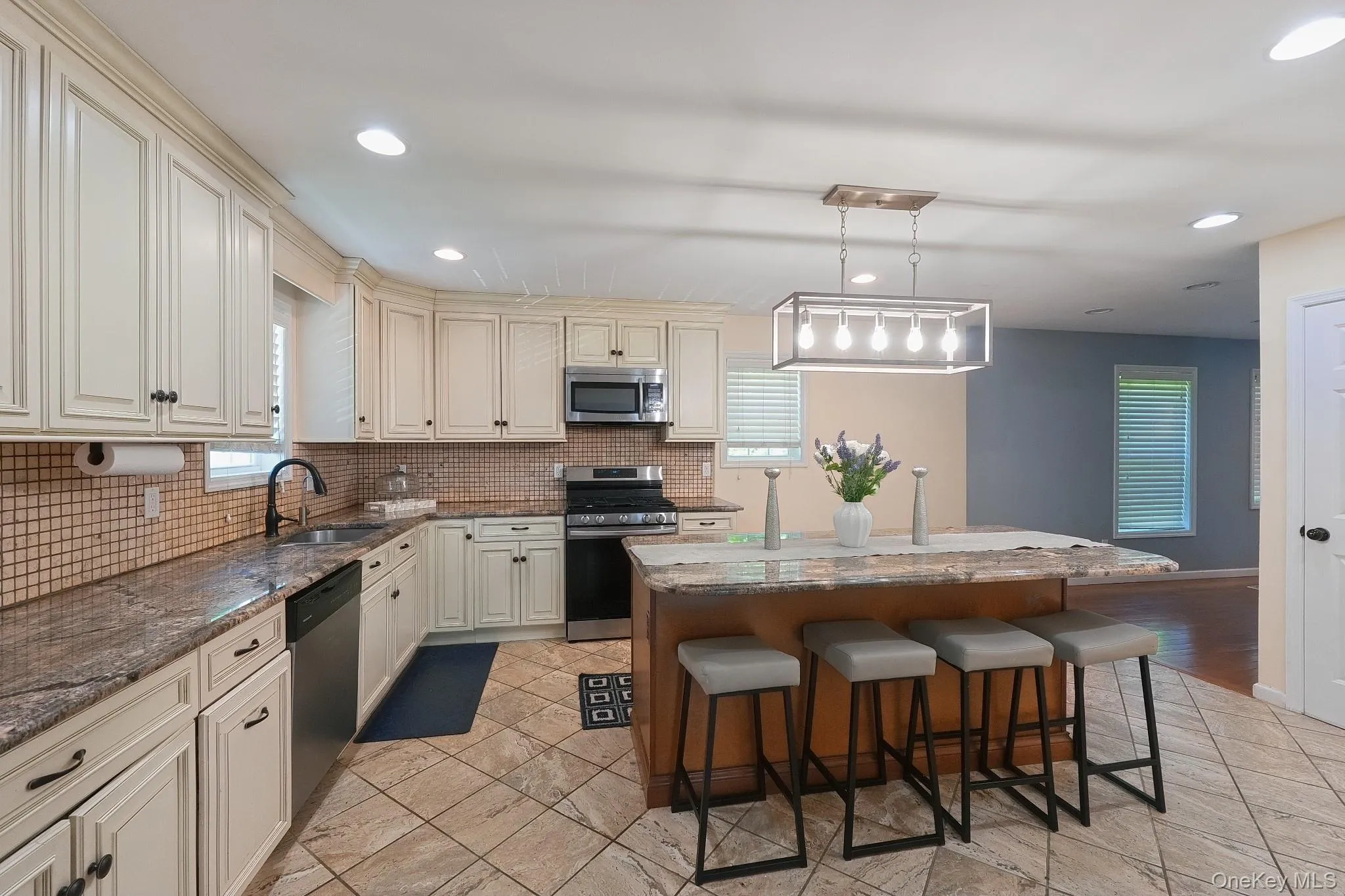 94 Robinson Lane, Wappinger, NY, 4 Bedrooms Bedrooms, 7 Rooms Rooms,2 BathroomsBathrooms,Residential,For Rent,Robinson,0,924121 94 Robinson Lane, Wappinger, NY, 4 Bedrooms Bedrooms, 7 Rooms Rooms,2 BathroomsBathrooms,Residential,For Rent,Robinson,0,924121