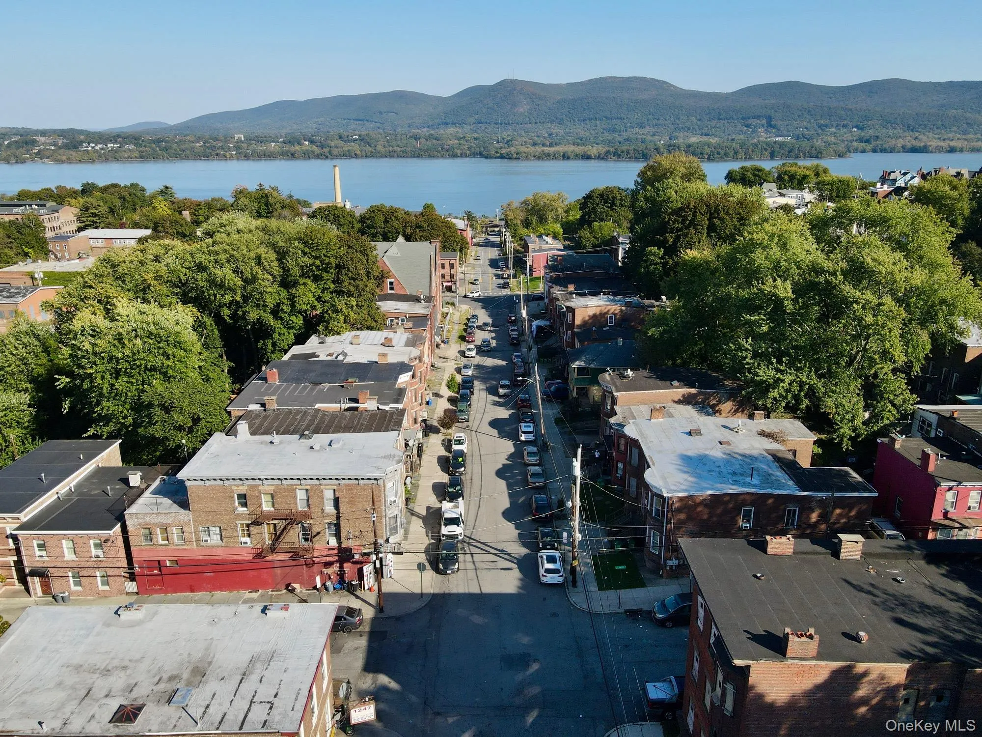 117 Renwick Street, Newburgh (city), NY, 3 Bedrooms Bedrooms, 6 Rooms Rooms,1 BathroomBathrooms,Residential,For Rent,Renwick,0,924181 117 Renwick Street, Newburgh (city), NY, 3 Bedrooms Bedrooms, 6 Rooms Rooms,1 BathroomBathrooms,Residential,For Rent,Renwick,0,924181