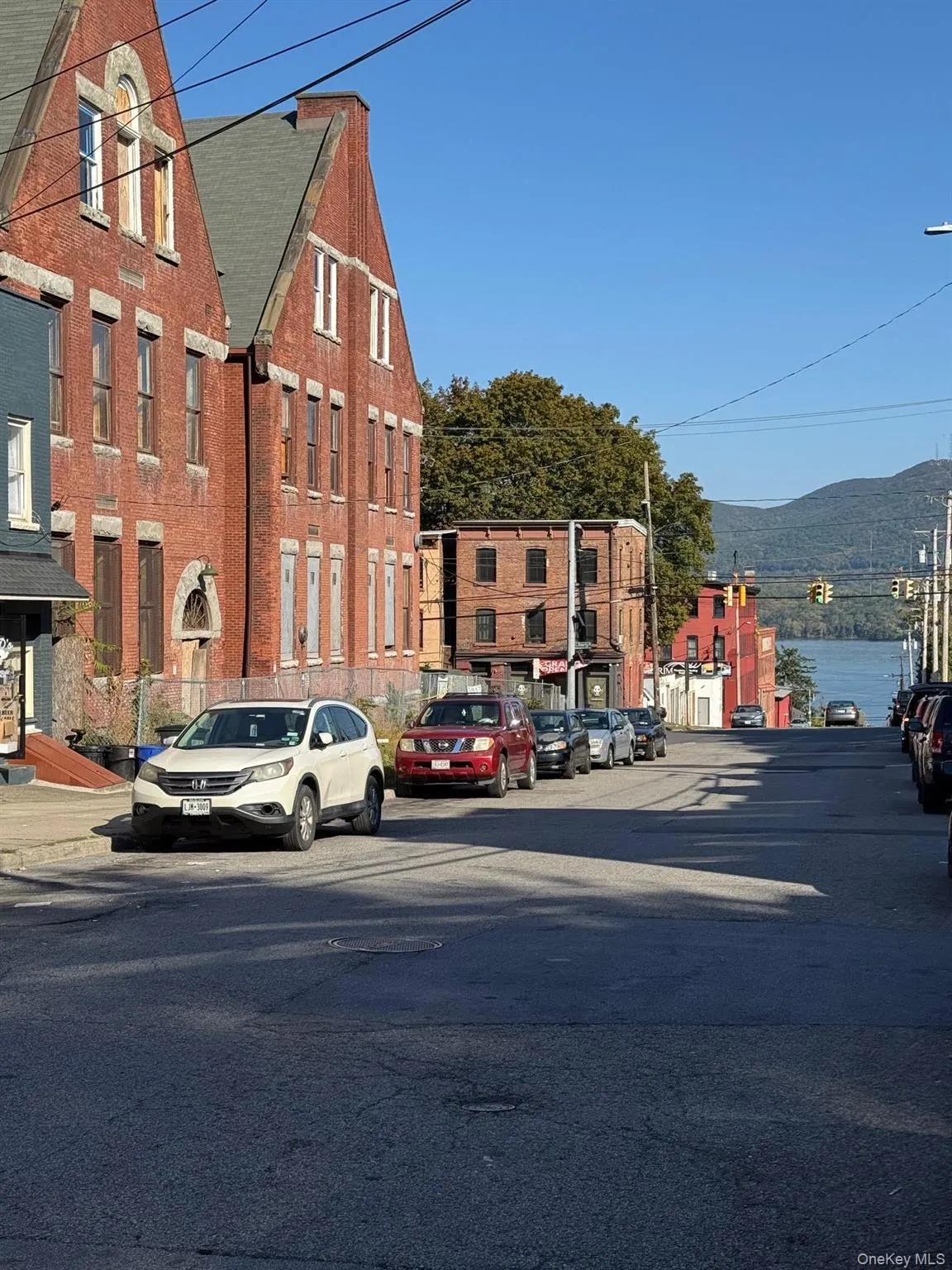 117 Renwick Street, Newburgh (city), NY, 3 Bedrooms Bedrooms, 6 Rooms Rooms,1 BathroomBathrooms,Residential,For Rent,Renwick,0,924181 117 Renwick Street, Newburgh (city), NY, 3 Bedrooms Bedrooms, 6 Rooms Rooms,1 BathroomBathrooms,Residential,For Rent,Renwick,0,924181