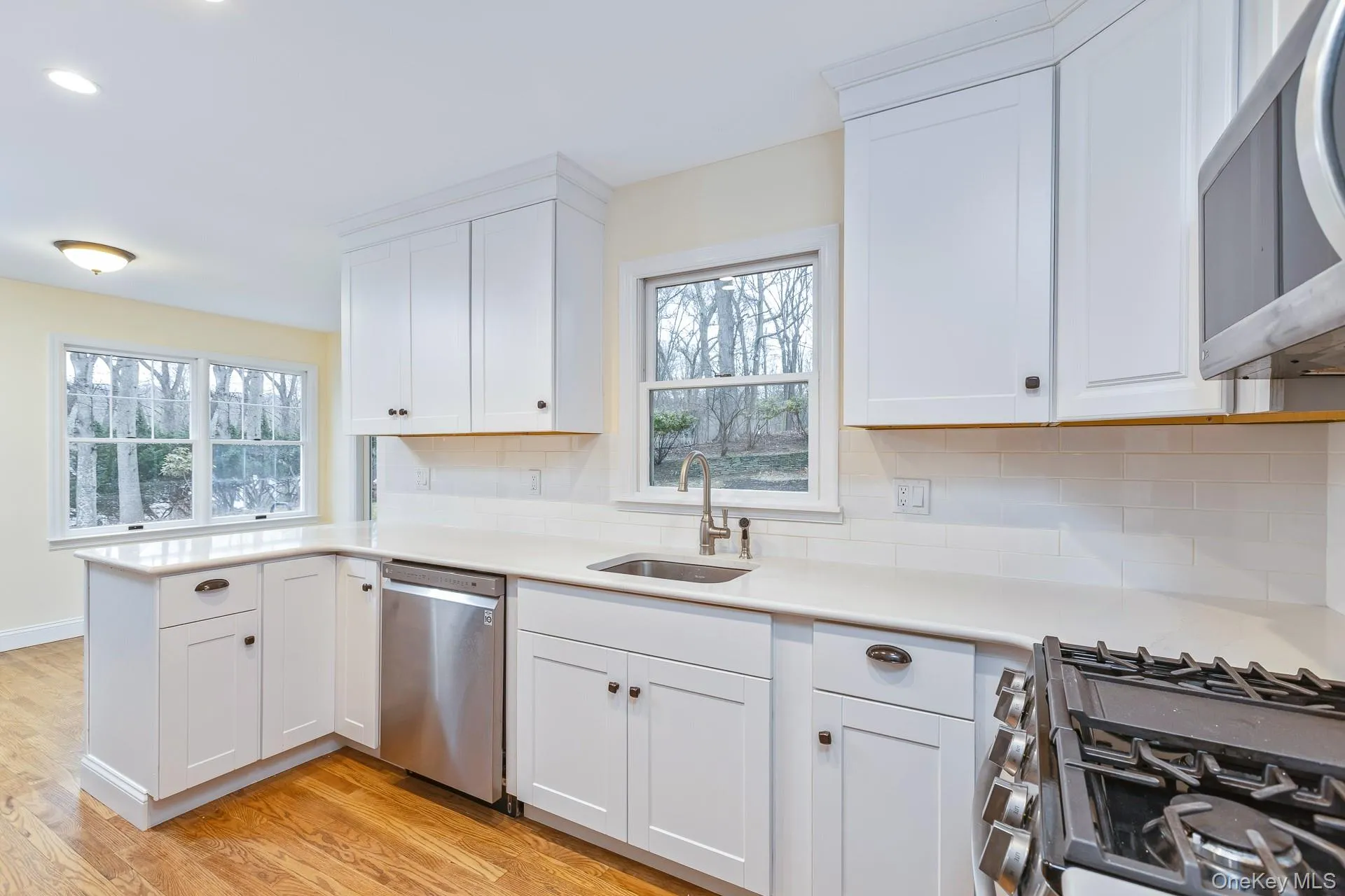 Plenty of Counterspace Plenty of Counterspace