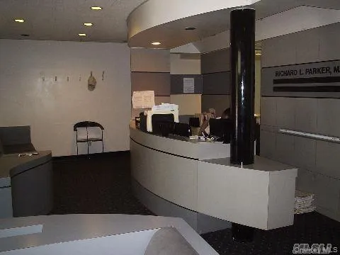 Reception with recessed lighting Reception with recessed lighting