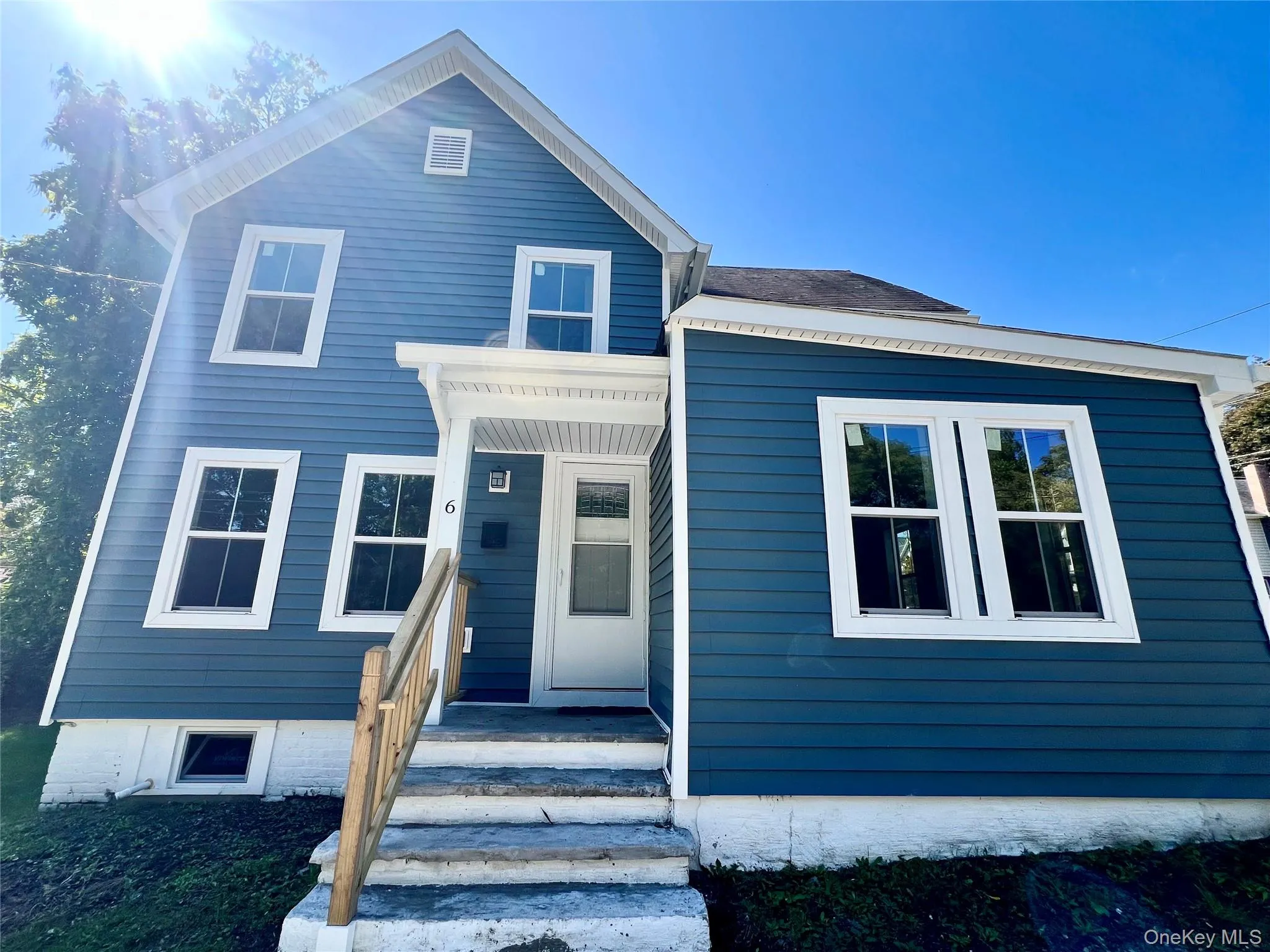 View of front of house featuring a porch View of front of house featuring a porch
