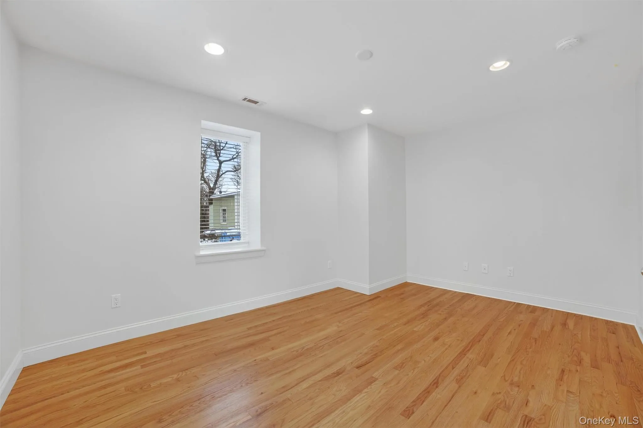 Second bedroom. Second bedroom.