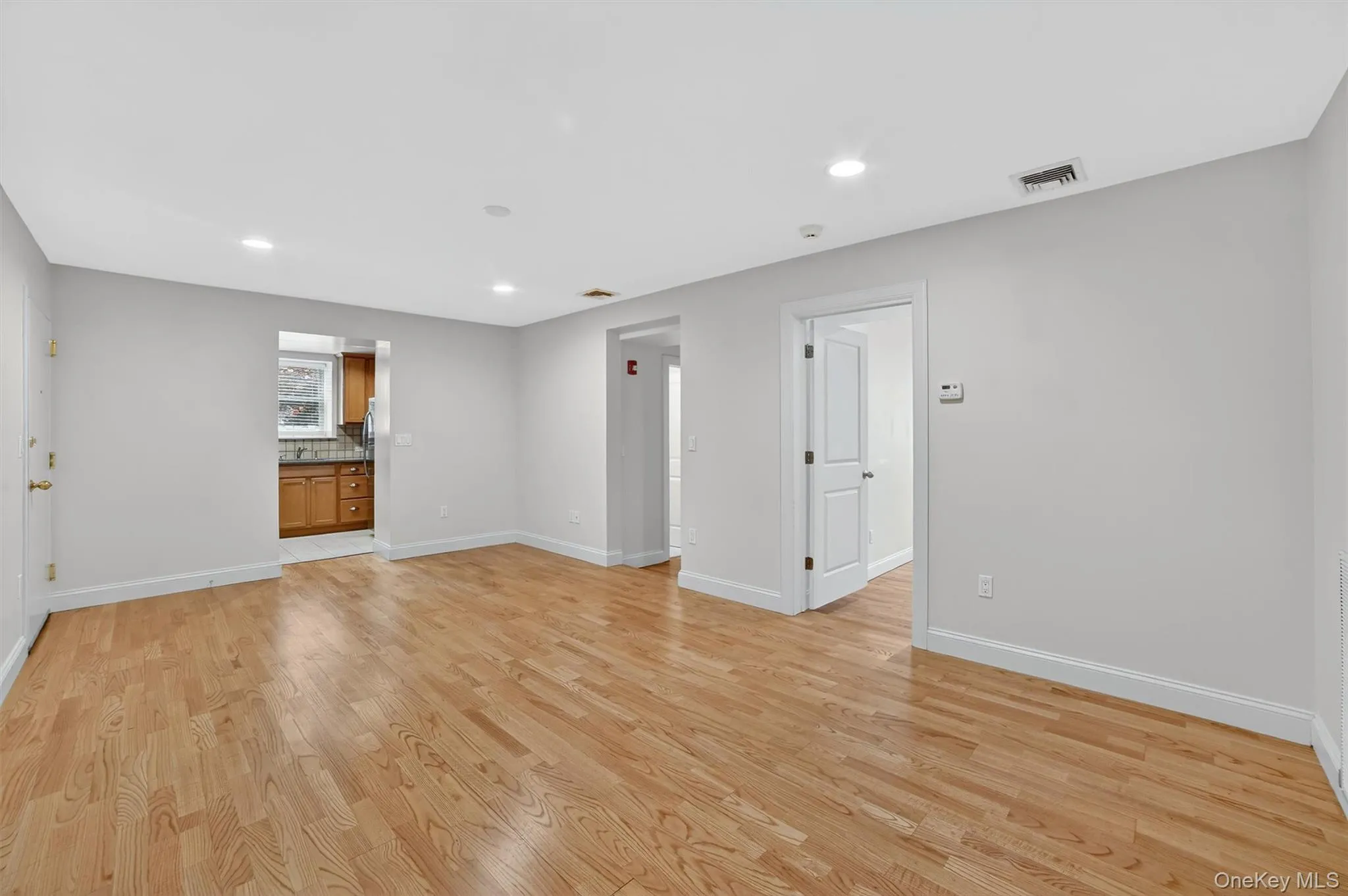 Dining area, right outside the kitchen. Dining area, right outside the kitchen.