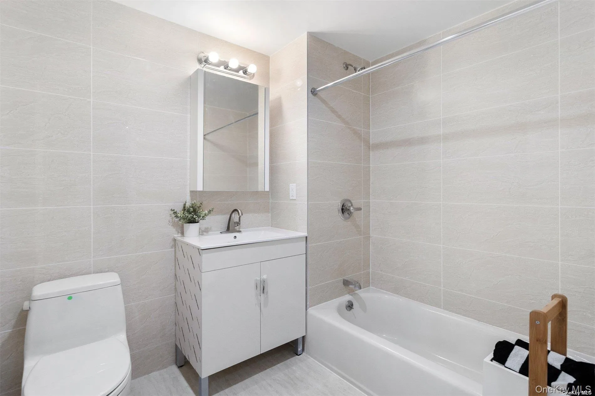 91-23 Corona Avenue, New York, NY, 1 Bedroom Bedrooms, 3 Rooms Rooms,1 BathroomBathrooms,Residential Lease,Idx,Corona,0,924503 91-23 Corona Avenue, New York, NY, 1 Bedroom Bedrooms, 3 Rooms Rooms,1 BathroomBathrooms,Residential Lease,Idx,Corona,0,924503