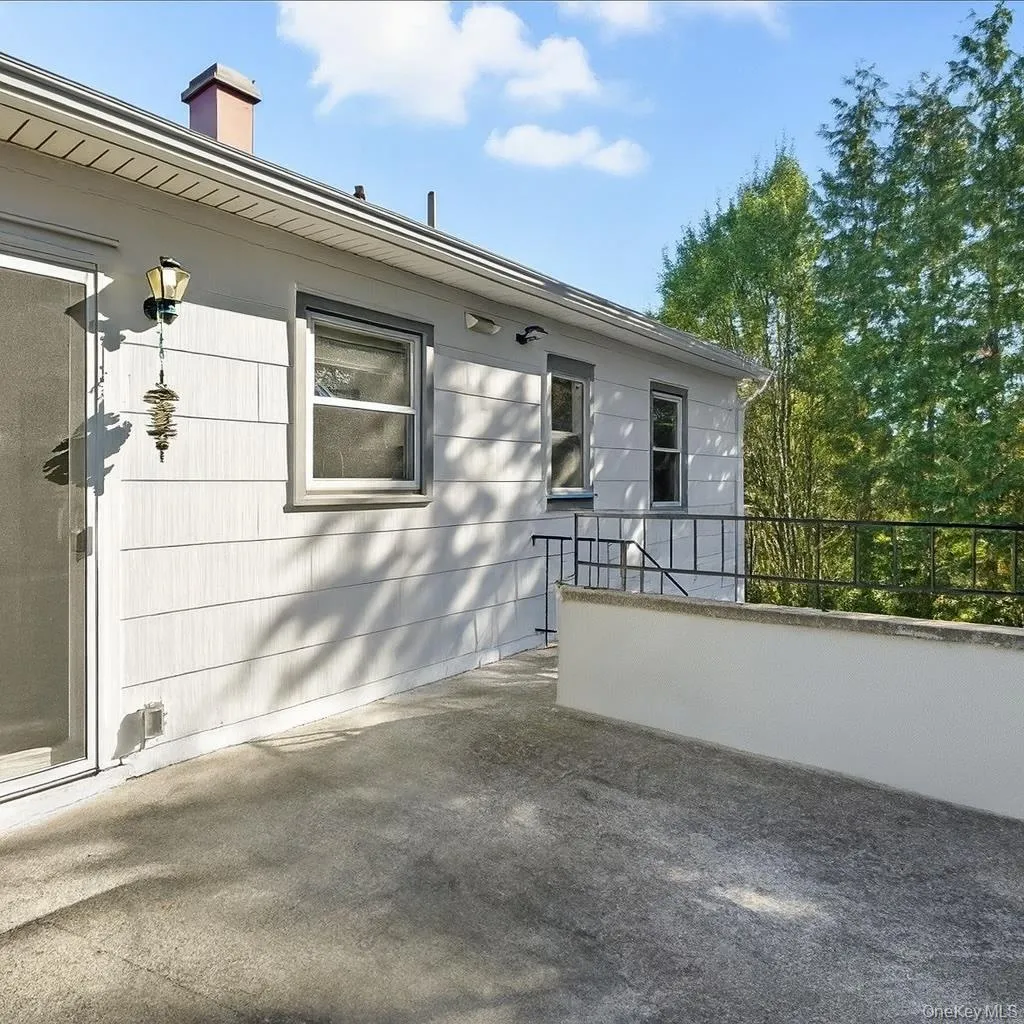 23 Young Place, Yonkers, NY, 2 Bedrooms Bedrooms, 6 Rooms Rooms,1 BathroomBathrooms,Residential Lease,Idx,Young,0,924514 23 Young Place, Yonkers, NY, 2 Bedrooms Bedrooms, 6 Rooms Rooms,1 BathroomBathrooms,Residential Lease,Idx,Young,0,924514