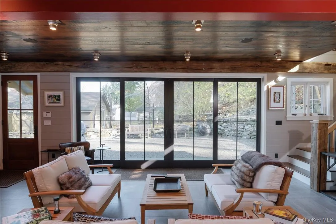 325 Ferdon Avenue, Orangetown, NY, 1 Bedroom Bedrooms, 2 Rooms Rooms,1 BathroomBathrooms,Residential Lease,Idx,Ferdon,0,924700 325 Ferdon Avenue, Orangetown, NY, 1 Bedroom Bedrooms, 2 Rooms Rooms,1 BathroomBathrooms,Residential Lease,Idx,Ferdon,0,924700