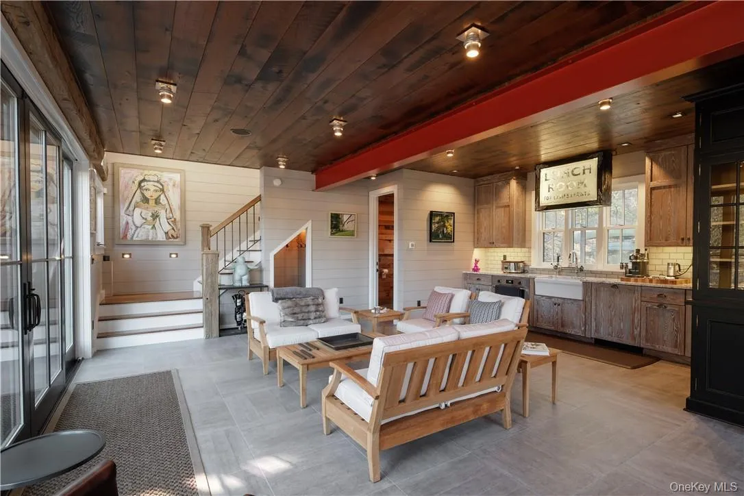 325 Ferdon Avenue, Orangetown, NY, 1 Bedroom Bedrooms, 2 Rooms Rooms,1 BathroomBathrooms,Residential Lease,Idx,Ferdon,0,924700 325 Ferdon Avenue, Orangetown, NY, 1 Bedroom Bedrooms, 2 Rooms Rooms,1 BathroomBathrooms,Residential Lease,Idx,Ferdon,0,924700