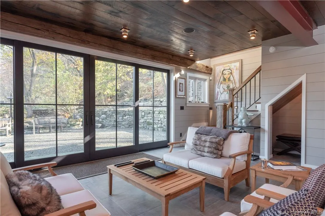 325 Ferdon Avenue, Orangetown, NY, 1 Bedroom Bedrooms, 2 Rooms Rooms,1 BathroomBathrooms,Residential Lease,Idx,Ferdon,0,924700 325 Ferdon Avenue, Orangetown, NY, 1 Bedroom Bedrooms, 2 Rooms Rooms,1 BathroomBathrooms,Residential Lease,Idx,Ferdon,0,924700