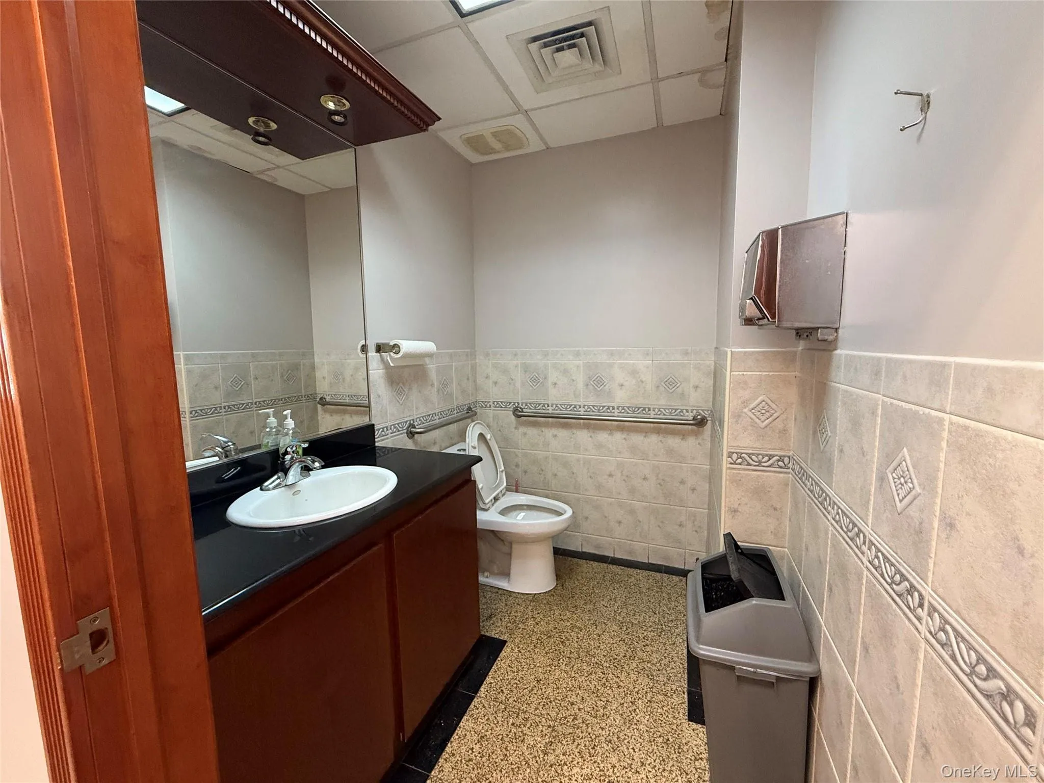 4122 Fuller Place, New York, NY, ,Commercial Lease,Idx,Fuller,0,924752 4122 Fuller Place, New York, NY, ,Commercial Lease,Idx,Fuller,0,924752