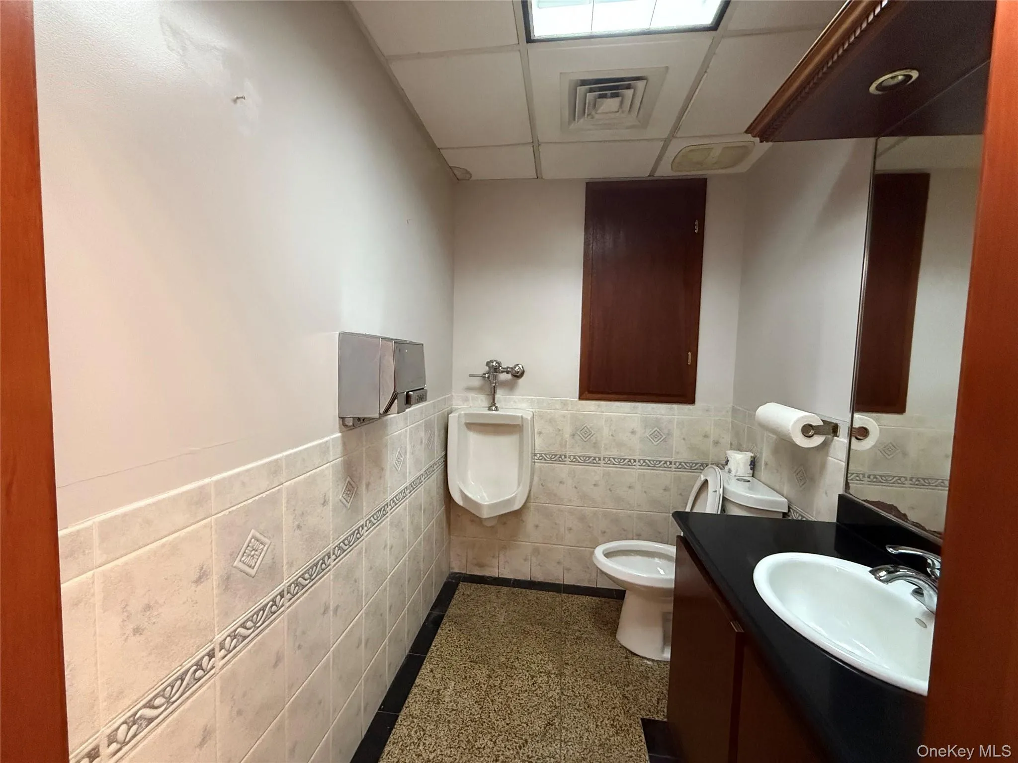 4122 Fuller Place, New York, NY, ,Commercial Lease,Idx,Fuller,0,924752 4122 Fuller Place, New York, NY, ,Commercial Lease,Idx,Fuller,0,924752