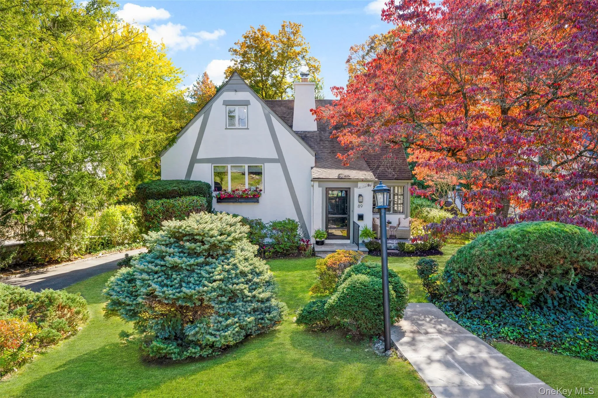 89 Edgewood Avenue, Mamaroneck, NY, 4 Bedrooms Bedrooms, 7 Rooms Rooms,3 BathroomsBathrooms,Residential,For Rent,Edgewood,0,924755 89 Edgewood Avenue, Mamaroneck, NY, 4 Bedrooms Bedrooms, 7 Rooms Rooms,3 BathroomsBathrooms,Residential,For Rent,Edgewood,0,924755