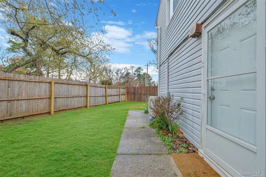 Entrance To Lower Unit Entrance To Lower Unit