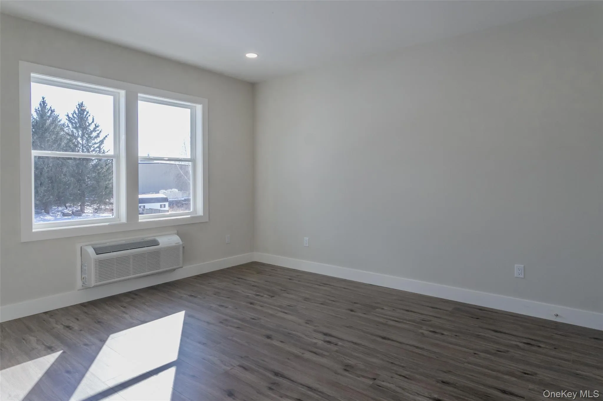 124 Main Street, Warwick (town), NY, 2 Bedrooms Bedrooms, 6 Rooms Rooms,2 BathroomsBathrooms,Residential Lease,For Rent,Main,0,924824 124 Main Street, Warwick (town), NY, 2 Bedrooms Bedrooms, 6 Rooms Rooms,2 BathroomsBathrooms,Residential Lease,For Rent,Main,0,924824