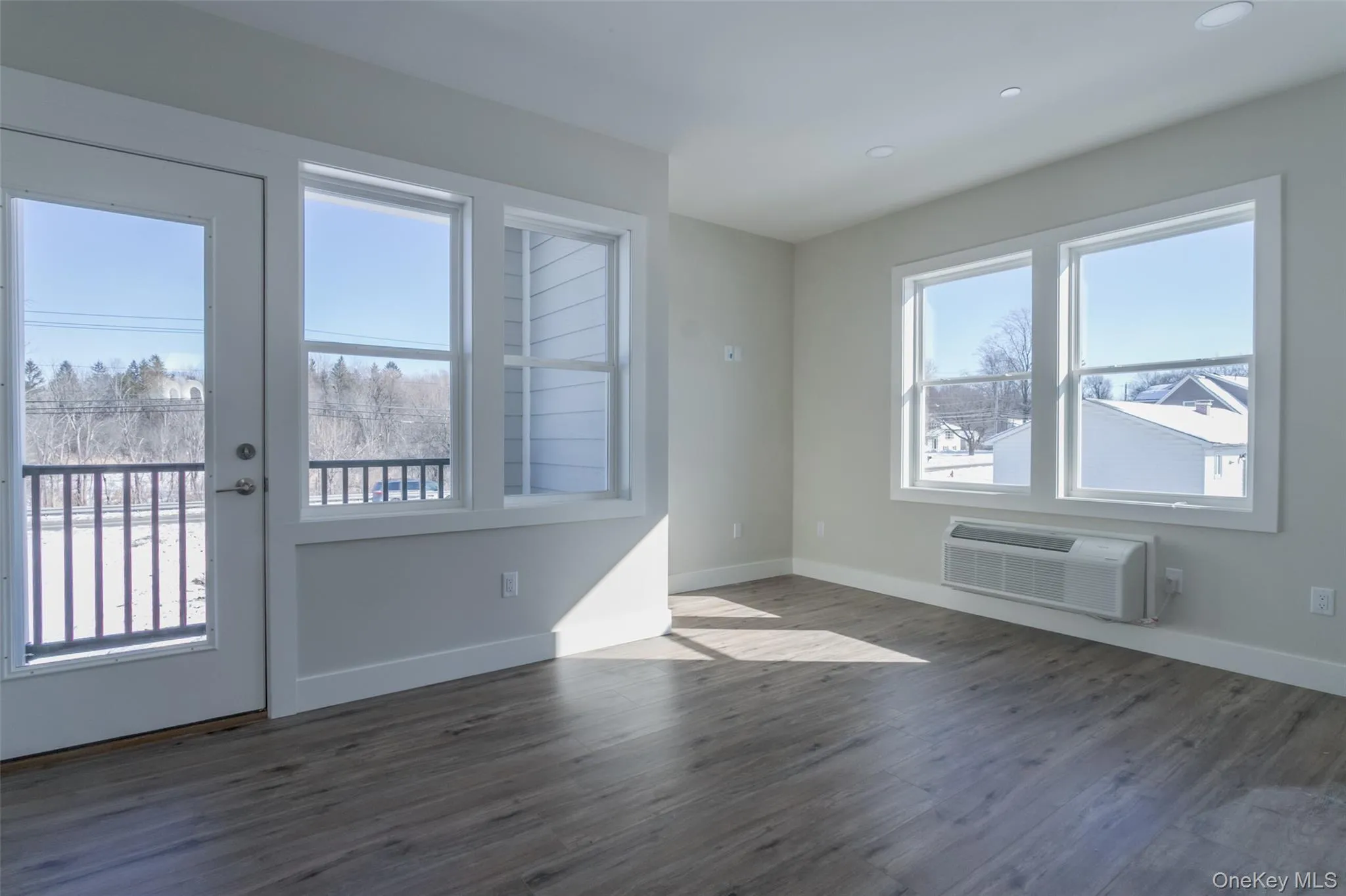 124 Main Street, Warwick (town), NY, 2 Bedrooms Bedrooms, 6 Rooms Rooms,2 BathroomsBathrooms,Residential Lease,For Rent,Main,0,924824 124 Main Street, Warwick (town), NY, 2 Bedrooms Bedrooms, 6 Rooms Rooms,2 BathroomsBathrooms,Residential Lease,For Rent,Main,0,924824