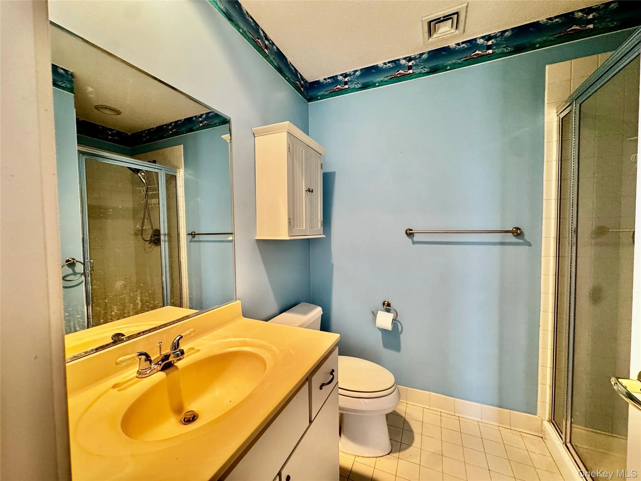 Hallway Full Bath Hallway Full Bath
