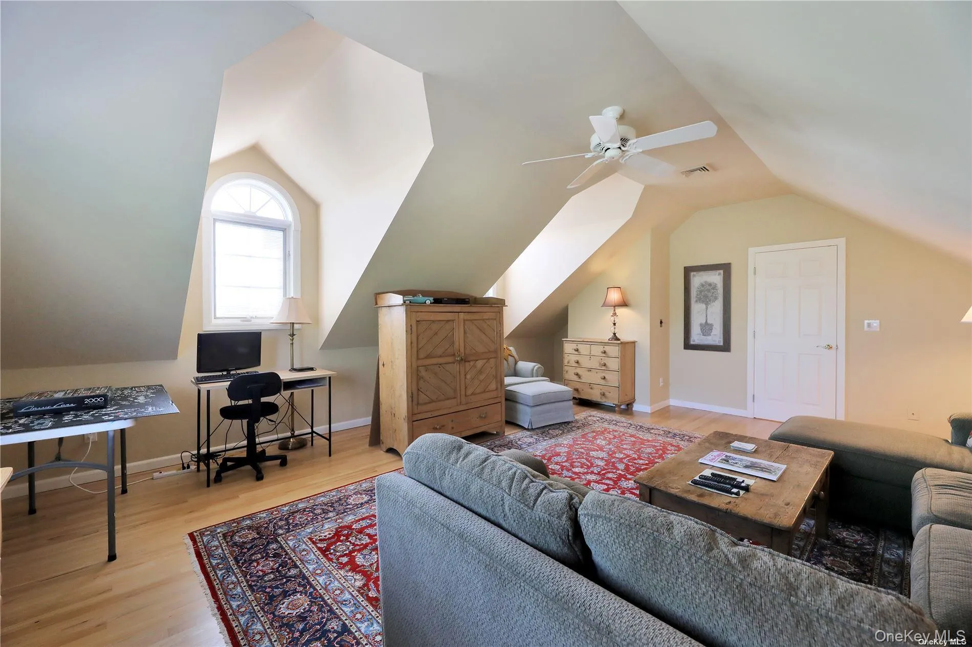 Bonus/Spare Room Bonus/Spare Room