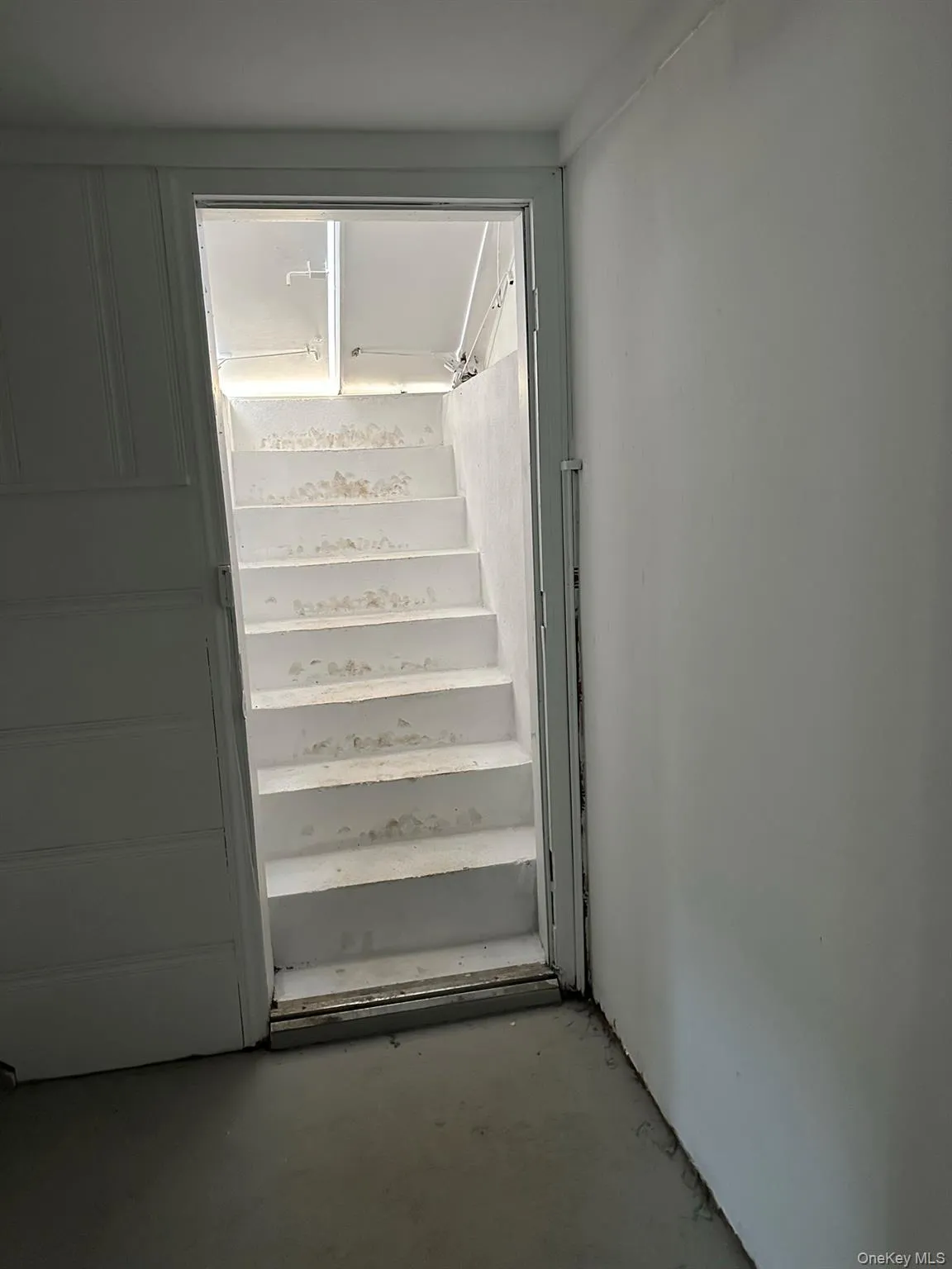 39 Fairfield Avenue, North Hempstead, NY, 2 Bedrooms Bedrooms, 4 Rooms Rooms,1 BathroomBathrooms,Residential Lease,Idx,Fairfield,0,924855 39 Fairfield Avenue, North Hempstead, NY, 2 Bedrooms Bedrooms, 4 Rooms Rooms,1 BathroomBathrooms,Residential Lease,Idx,Fairfield,0,924855