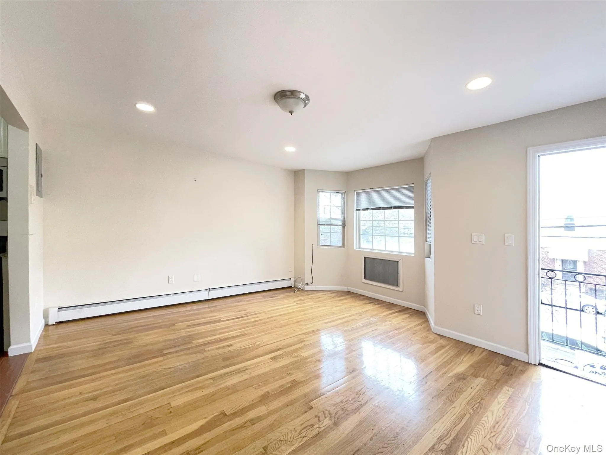 10-03 36th Avenue, New York, NY, 3 Bedrooms Bedrooms, 6 Rooms Rooms,1 BathroomBathrooms,Residential Lease,Idx,36th,0,924871 10-03 36th Avenue, New York, NY, 3 Bedrooms Bedrooms, 6 Rooms Rooms,1 BathroomBathrooms,Residential Lease,Idx,36th,0,924871