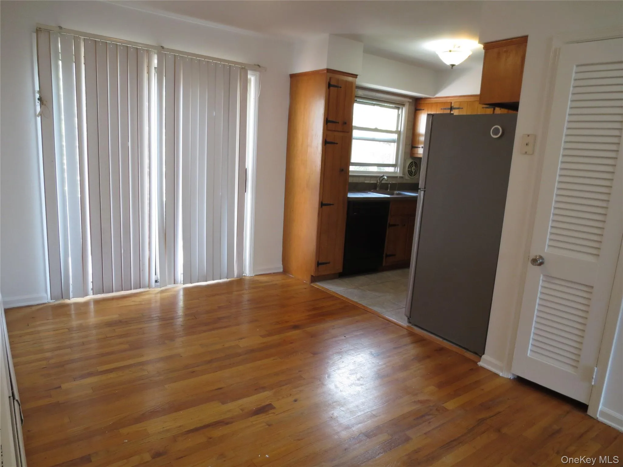 Dining area off kitchen Dining area off kitchen