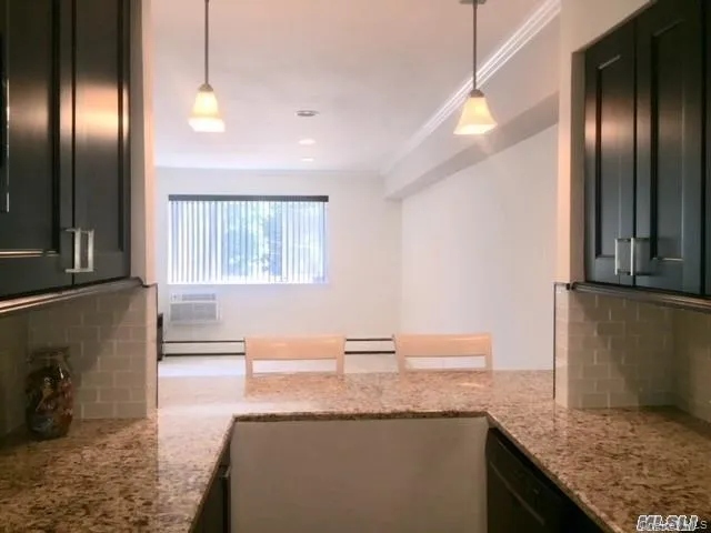 22 Forest Avenue, Hempstead, NY, 1 Bedroom Bedrooms, 4 Rooms Rooms,1 BathroomBathrooms,Residential Lease,Idx,Forest,0,925096 22 Forest Avenue, Hempstead, NY, 1 Bedroom Bedrooms, 4 Rooms Rooms,1 BathroomBathrooms,Residential Lease,Idx,Forest,0,925096