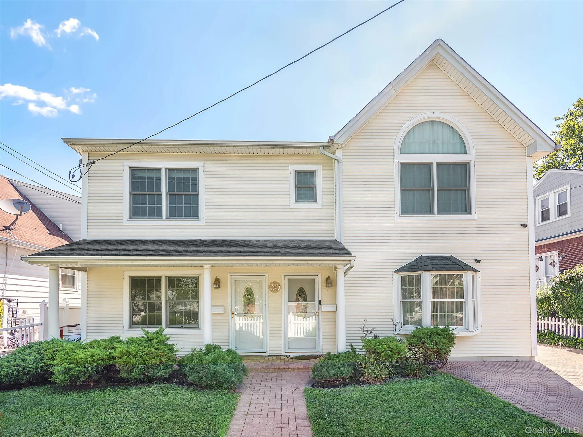 30B Edgewood Road, North Hempstead, NY, 3 Bedrooms Bedrooms, 6 Rooms Rooms,2 BathroomsBathrooms,Residential Lease,Idx,Edgewood,0,925109 30B Edgewood Road, North Hempstead, NY, 3 Bedrooms Bedrooms, 6 Rooms Rooms,2 BathroomsBathrooms,Residential Lease,Idx,Edgewood,0,925109