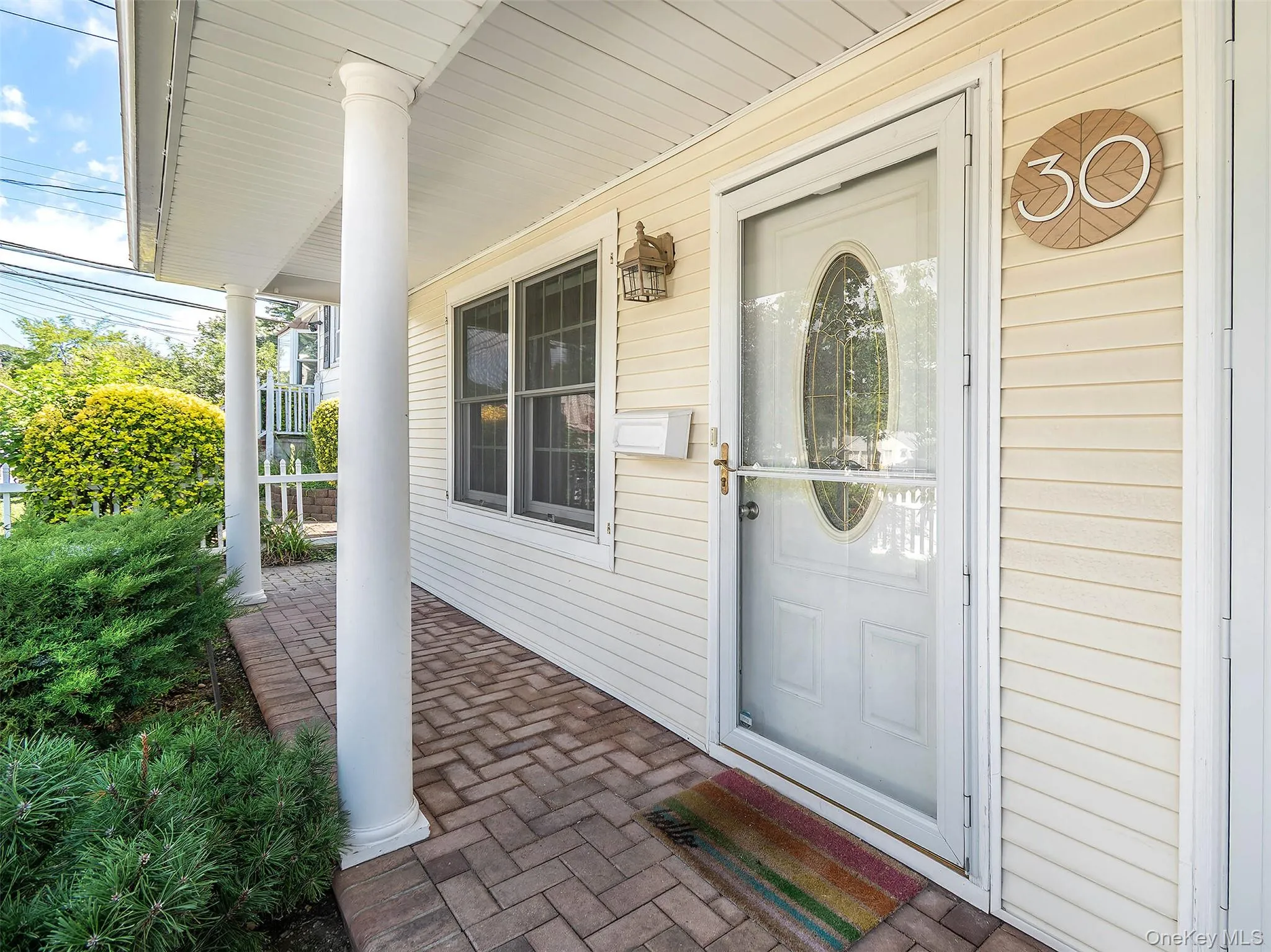 30B Edgewood Road, North Hempstead, NY, 3 Bedrooms Bedrooms, 6 Rooms Rooms,2 BathroomsBathrooms,Residential Lease,Idx,Edgewood,0,925109 30B Edgewood Road, North Hempstead, NY, 3 Bedrooms Bedrooms, 6 Rooms Rooms,2 BathroomsBathrooms,Residential Lease,Idx,Edgewood,0,925109