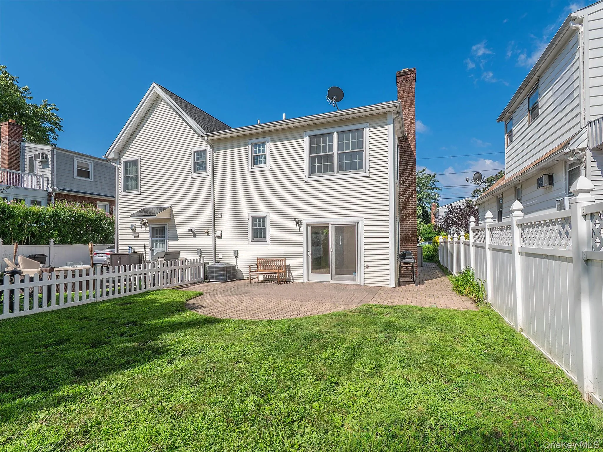 30B Edgewood Road, North Hempstead, NY, 3 Bedrooms Bedrooms, 6 Rooms Rooms,2 BathroomsBathrooms,Residential Lease,Idx,Edgewood,0,925109 30B Edgewood Road, North Hempstead, NY, 3 Bedrooms Bedrooms, 6 Rooms Rooms,2 BathroomsBathrooms,Residential Lease,Idx,Edgewood,0,925109