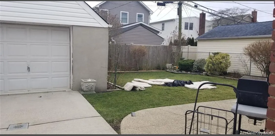 211 Brown Street, North Hempstead, NY, 4 Bedrooms Bedrooms, 9 Rooms Rooms,2 BathroomsBathrooms,Residential Lease,Idx,Brown,0,925158 211 Brown Street, North Hempstead, NY, 4 Bedrooms Bedrooms, 9 Rooms Rooms,2 BathroomsBathrooms,Residential Lease,Idx,Brown,0,925158