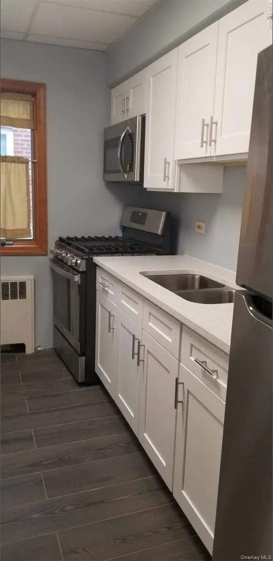 211 Brown Street, North Hempstead, NY, 4 Bedrooms Bedrooms, 9 Rooms Rooms,2 BathroomsBathrooms,Residential Lease,Idx,Brown,0,925158 211 Brown Street, North Hempstead, NY, 4 Bedrooms Bedrooms, 9 Rooms Rooms,2 BathroomsBathrooms,Residential Lease,Idx,Brown,0,925158