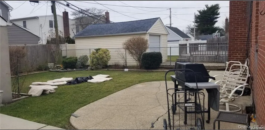 211 Brown Street, North Hempstead, NY, 4 Bedrooms Bedrooms, 9 Rooms Rooms,2 BathroomsBathrooms,Residential Lease,Idx,Brown,0,925158 211 Brown Street, North Hempstead, NY, 4 Bedrooms Bedrooms, 9 Rooms Rooms,2 BathroomsBathrooms,Residential Lease,Idx,Brown,0,925158