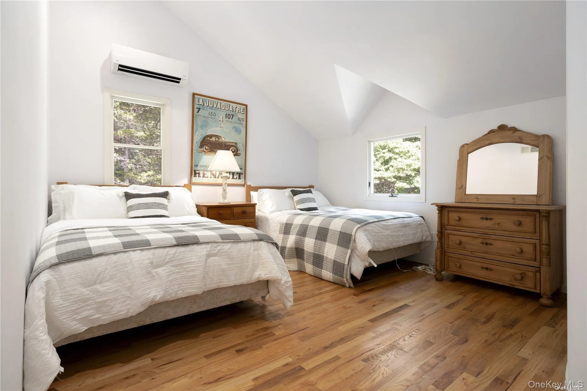 Right Wing Right Wing