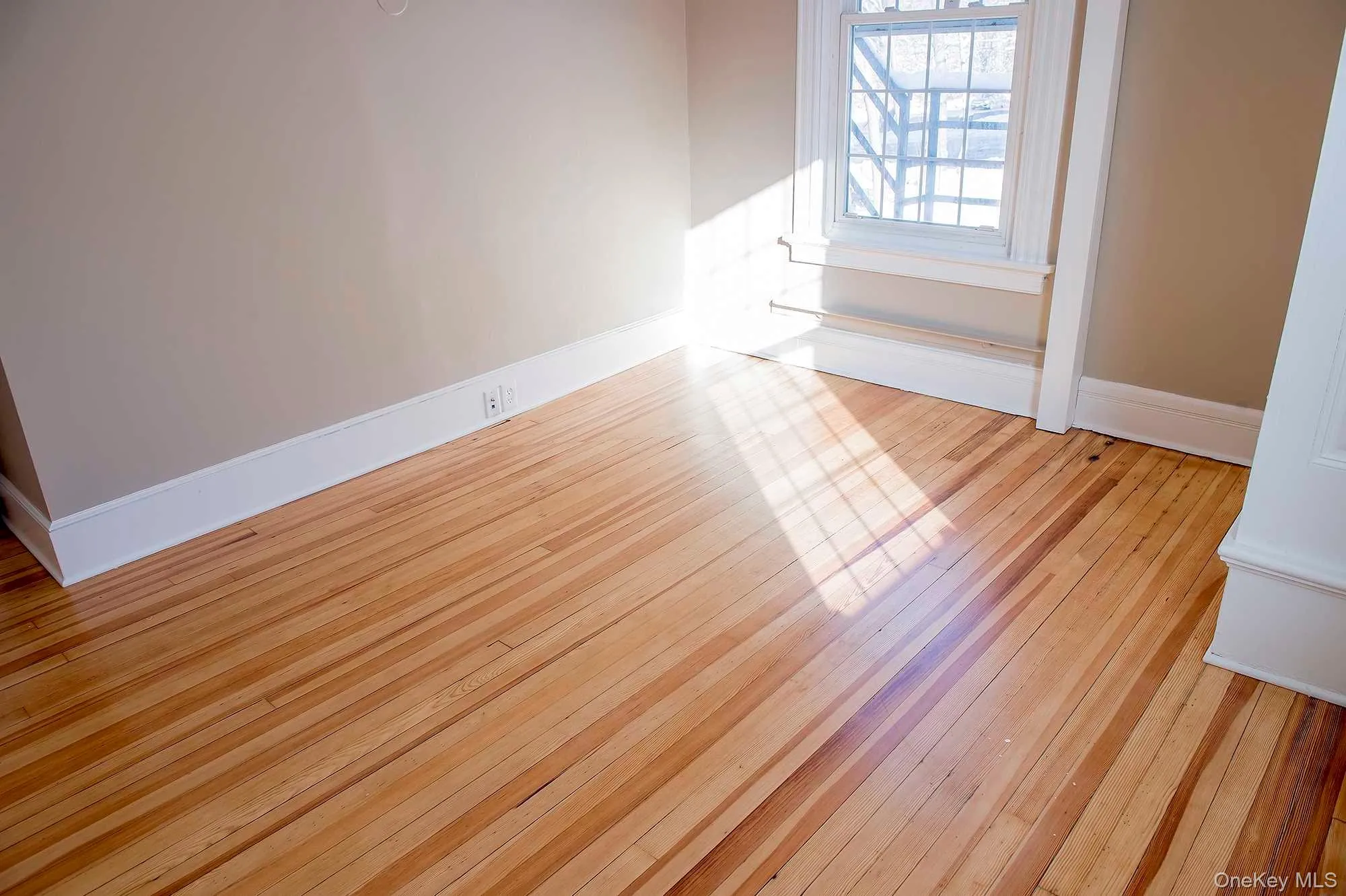 3212 FRANKLIN Avenue, Washington, NY, 2 Bedrooms Bedrooms, 5 Rooms Rooms,2 BathroomsBathrooms,Residential Lease,Idx,FRANKLIN,0,925242 3212 FRANKLIN Avenue, Washington, NY, 2 Bedrooms Bedrooms, 5 Rooms Rooms,2 BathroomsBathrooms,Residential Lease,Idx,FRANKLIN,0,925242