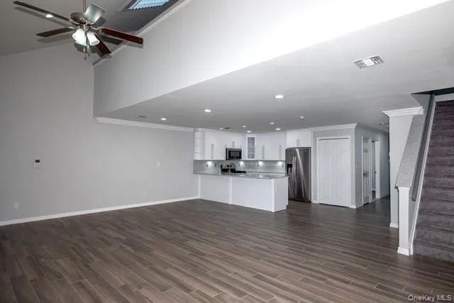 37 Village Green Drive, Brookhaven, NY, 2 Bedrooms Bedrooms, 6 Rooms Rooms,2 BathroomsBathrooms,Residential Lease,Idx,Village Green,0,925330 37 Village Green Drive, Brookhaven, NY, 2 Bedrooms Bedrooms, 6 Rooms Rooms,2 BathroomsBathrooms,Residential Lease,Idx,Village Green,0,925330